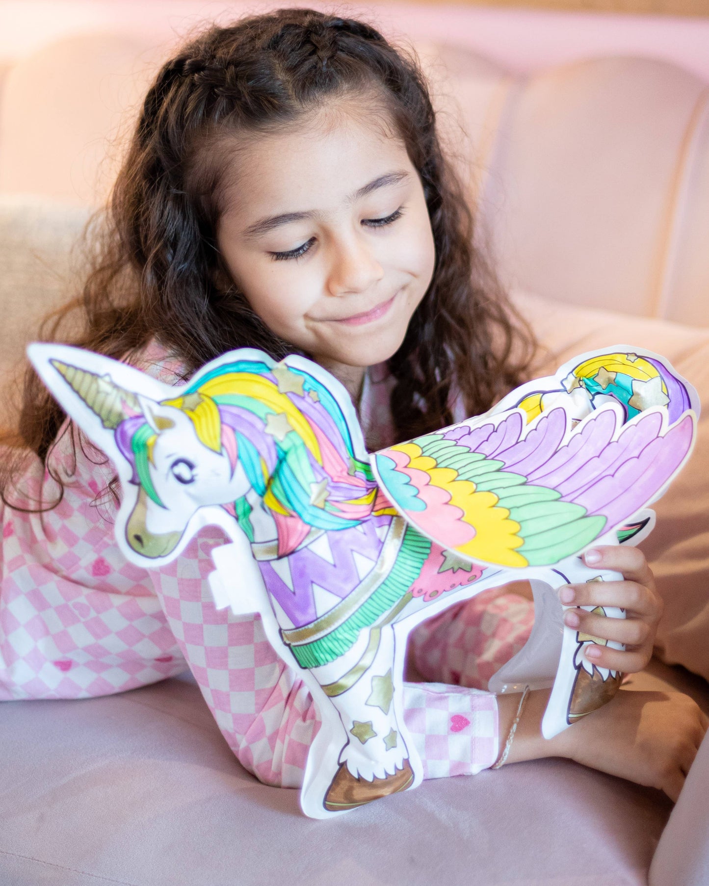 Magisches DIY-Einhorn zum Ausmalen, Dekorieren & Aufblasen