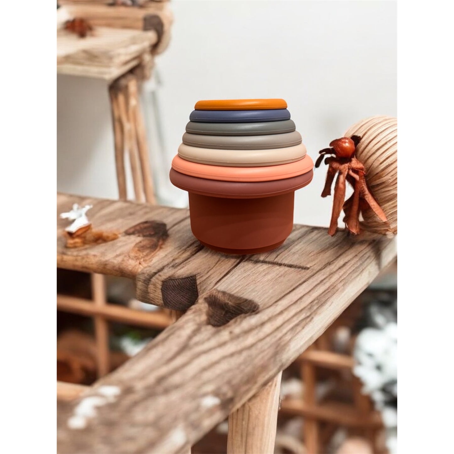 Bunte Silikon-Stapelbecher