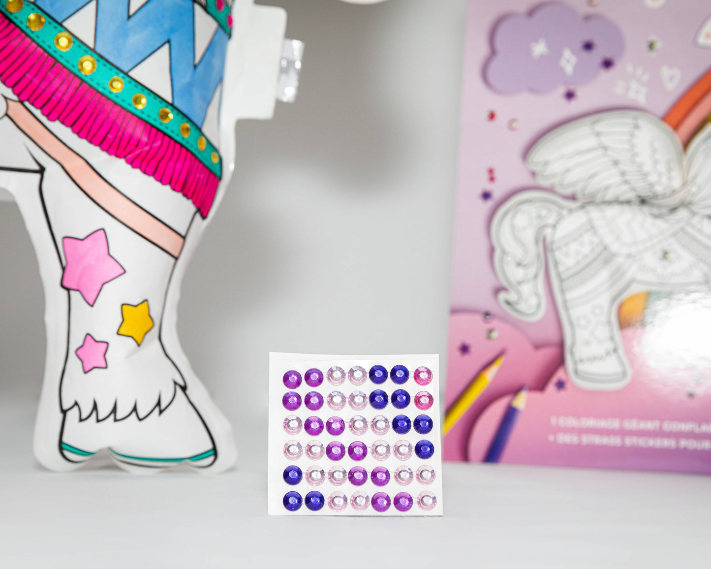 Magisches DIY-Einhorn zum Ausmalen, Dekorieren & Aufblasen