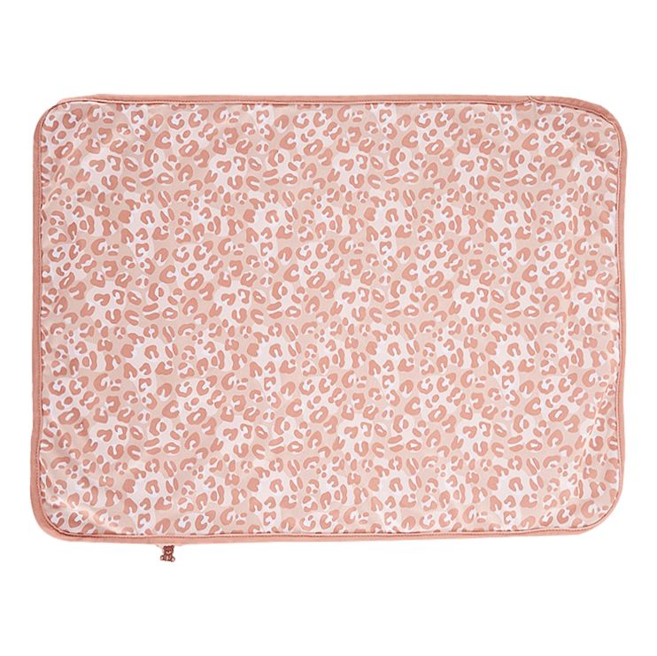 Wickelunterlage – Rosa Leo Muster