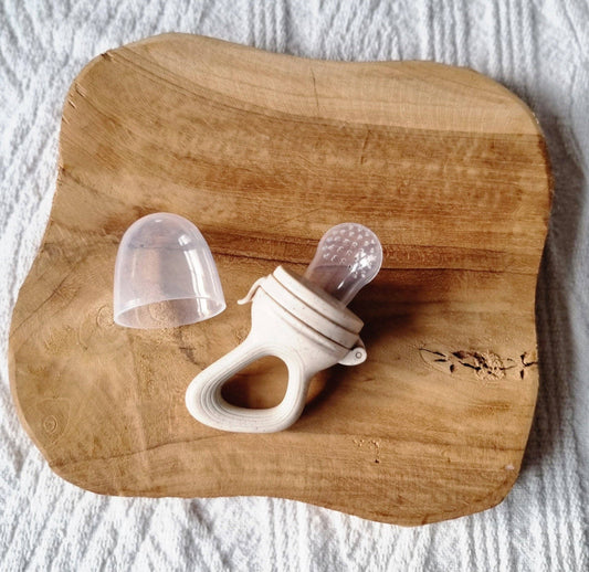 Fruchtschnuller / Fruit Feeder – sicher naschen & zahnen // Beige